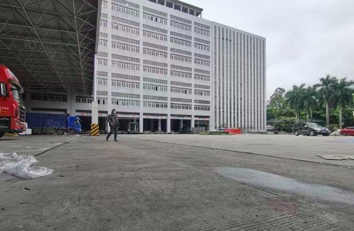 仓储客户福音！龙华高标准工业园56500平仓库厂房出租分租