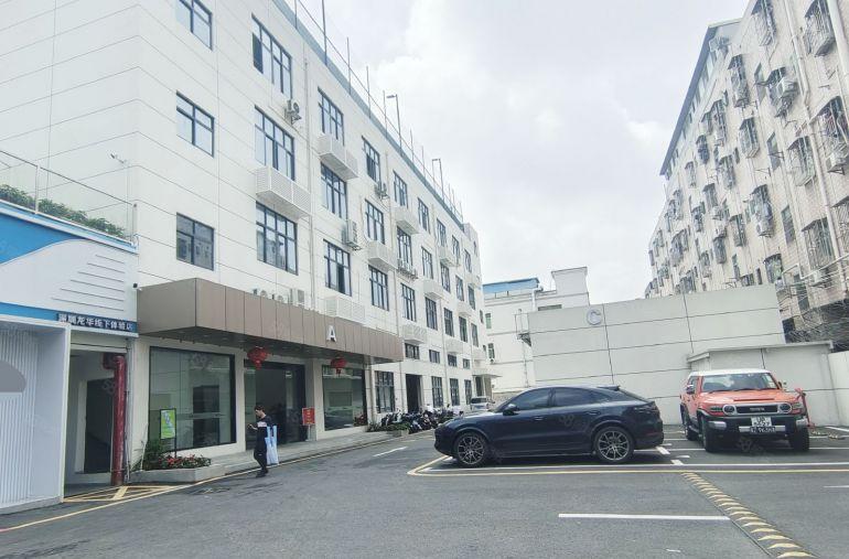 龙华大浪华荣路边花园式500平带装修办公室厂房出租200平起