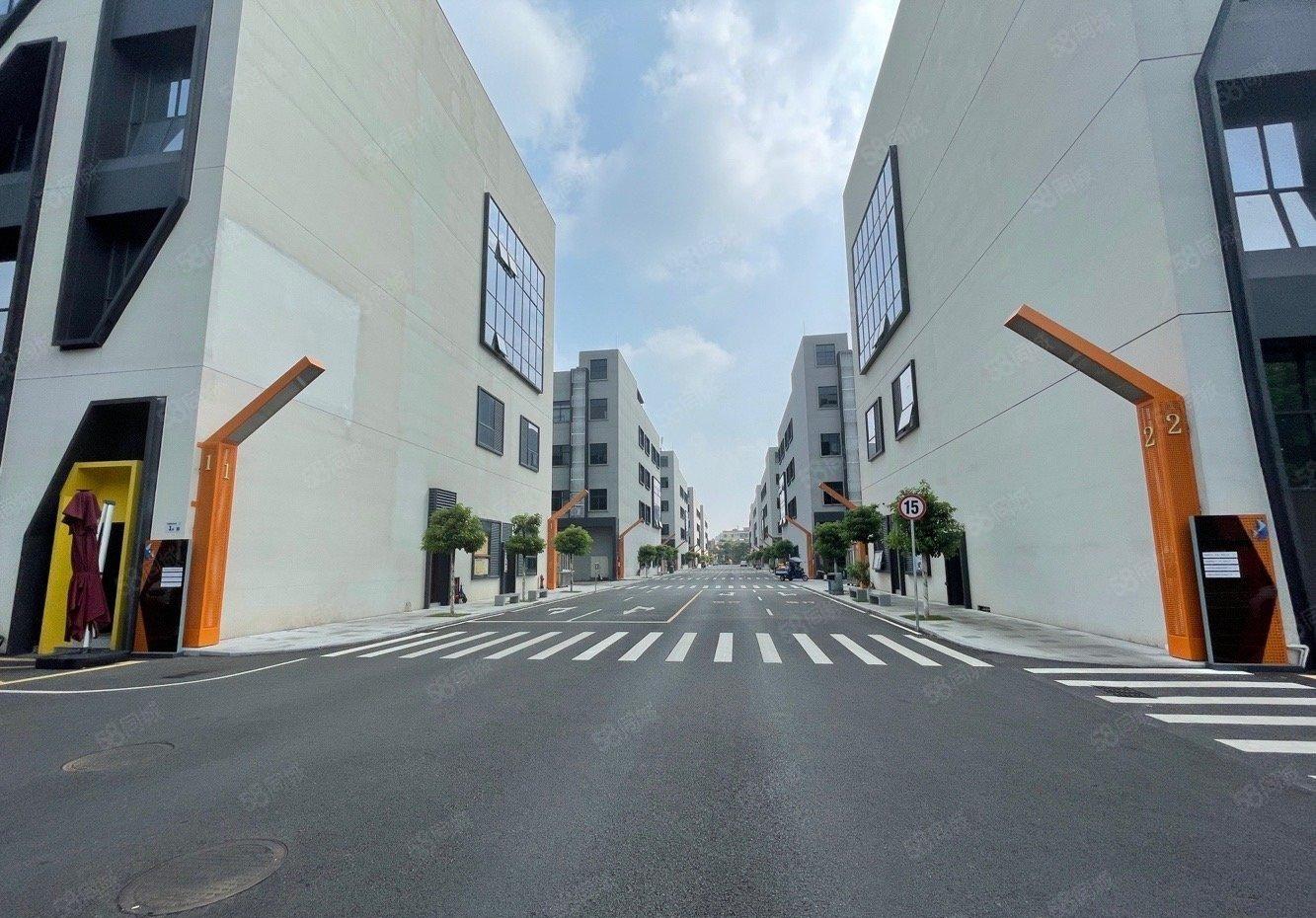 龙华大浪原房东红本独栋厂房14层每层1620平空地大方便货车