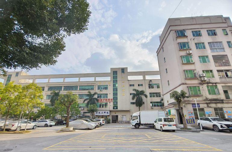 观澜竹村地铁口500平起2000平方厂房仓库出租一楼分租独院