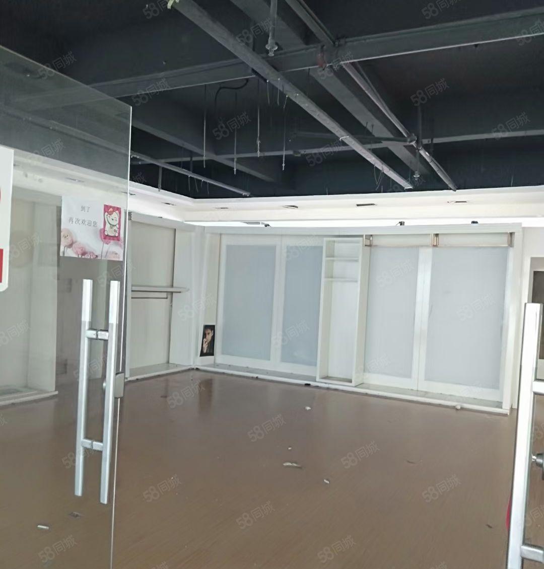 大浪商业街，原房东厂房整层1650平，形象好车位充足，可分租