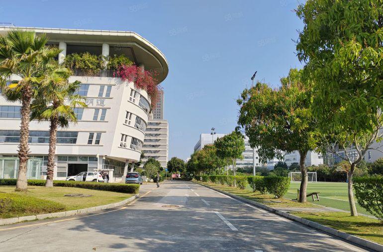 可分租观澜大和原房东独栋6800平精装修重工业厂房仓库出租