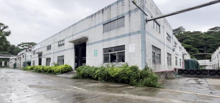 观澜地铁口原房东单一层独院12000平，一楼仓库电商精装修