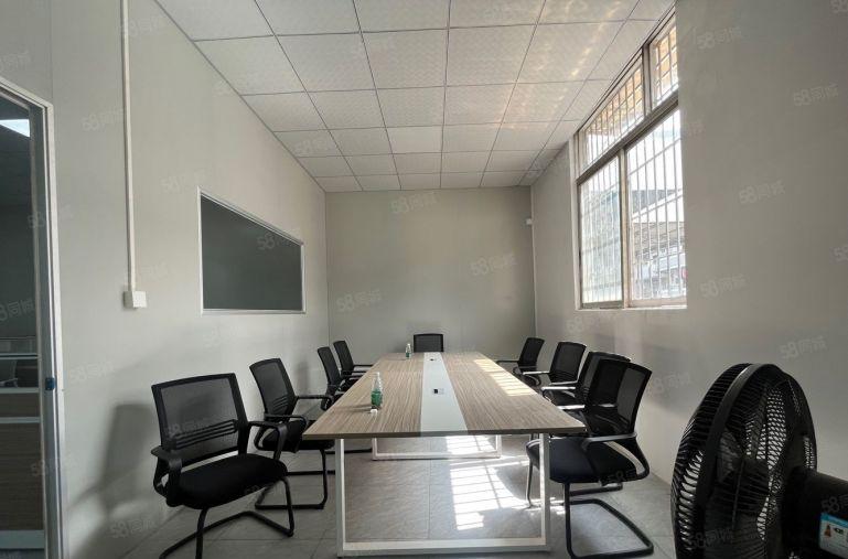 龙华大浪商业中心附近精装修一楼800平33元一平 水电齐全