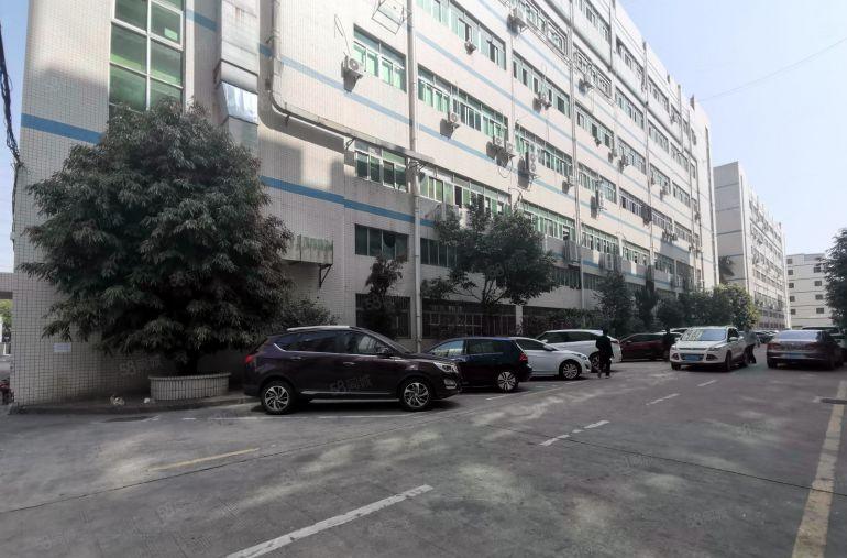 龙华大浪上横朗工业园1000平精装修办公室仓库厂房出租可分租