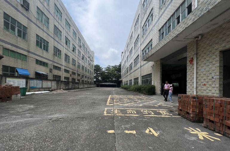 龙华观澜红本独院厂房8500平方仓库出租空地大可做环评可分租