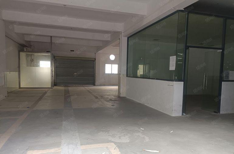 清湖北地铁口附近新出独门独院3000平厂房出租可分租200平