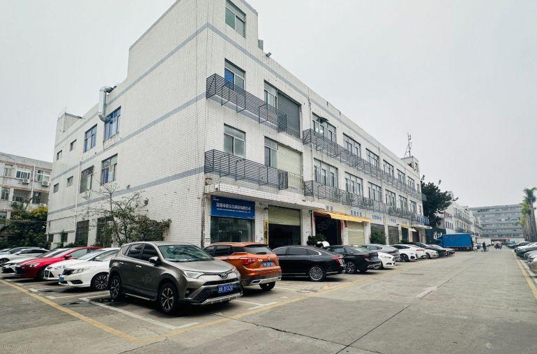 龙华大浪商业中心一楼厂房1050平 原东直租