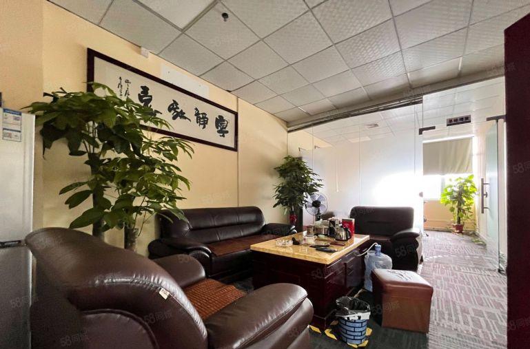 龙华大浪新百丽原房东750平精装修，办公室仓库厂房出租可分租