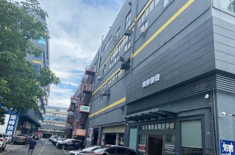 32元油松特价5000平300起厂房出租使用率高一楼仓库出租