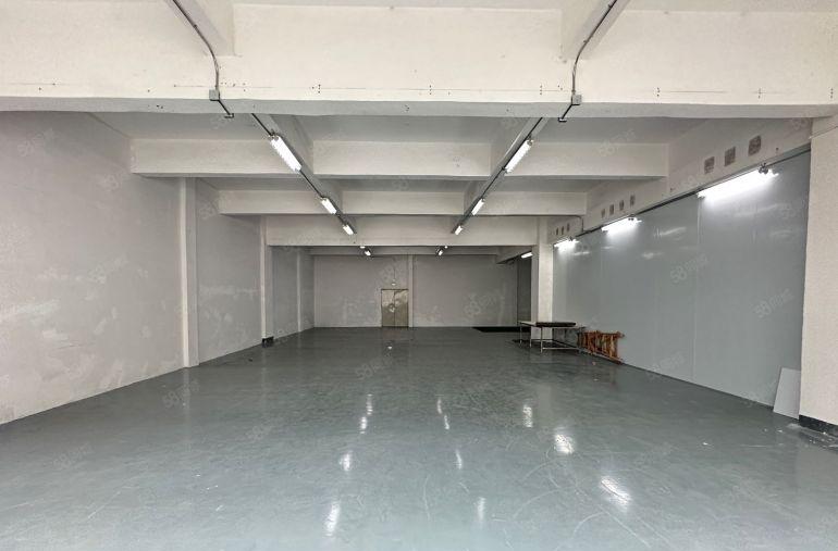 龙华大浪原房东500平现成精装修全新地坪漆红本厂房出租分租