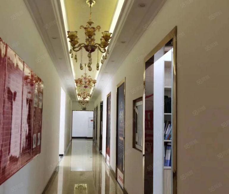 装修厂房4000平方无需转让费转租