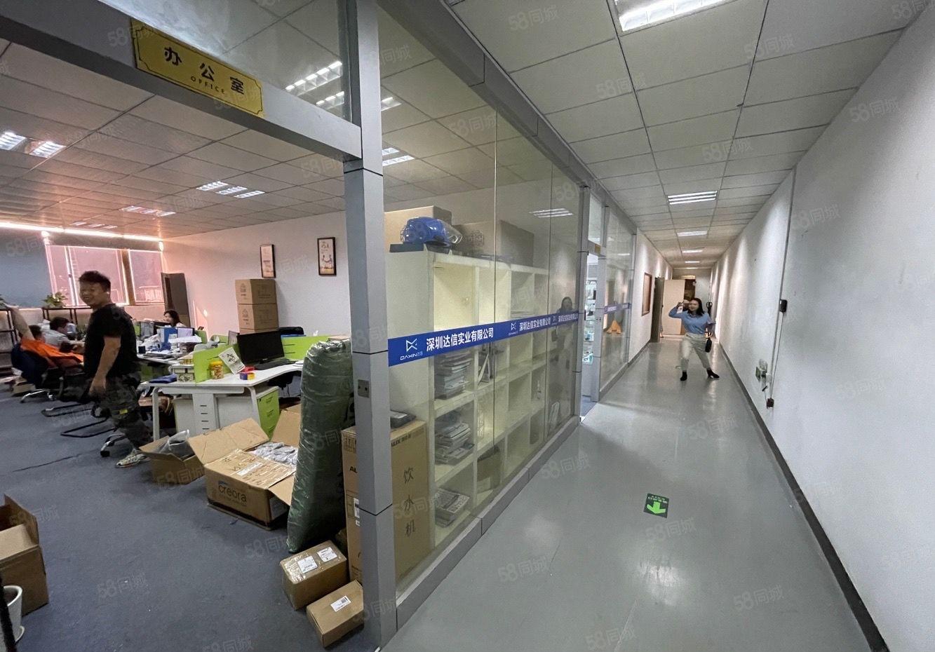 龙华大浪河背工业园小面积精装修700平厂房出租离地铁500米