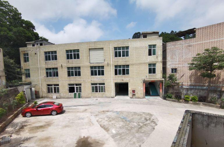 独门独院厂房3000平方招租，价格只要23.8元平方。