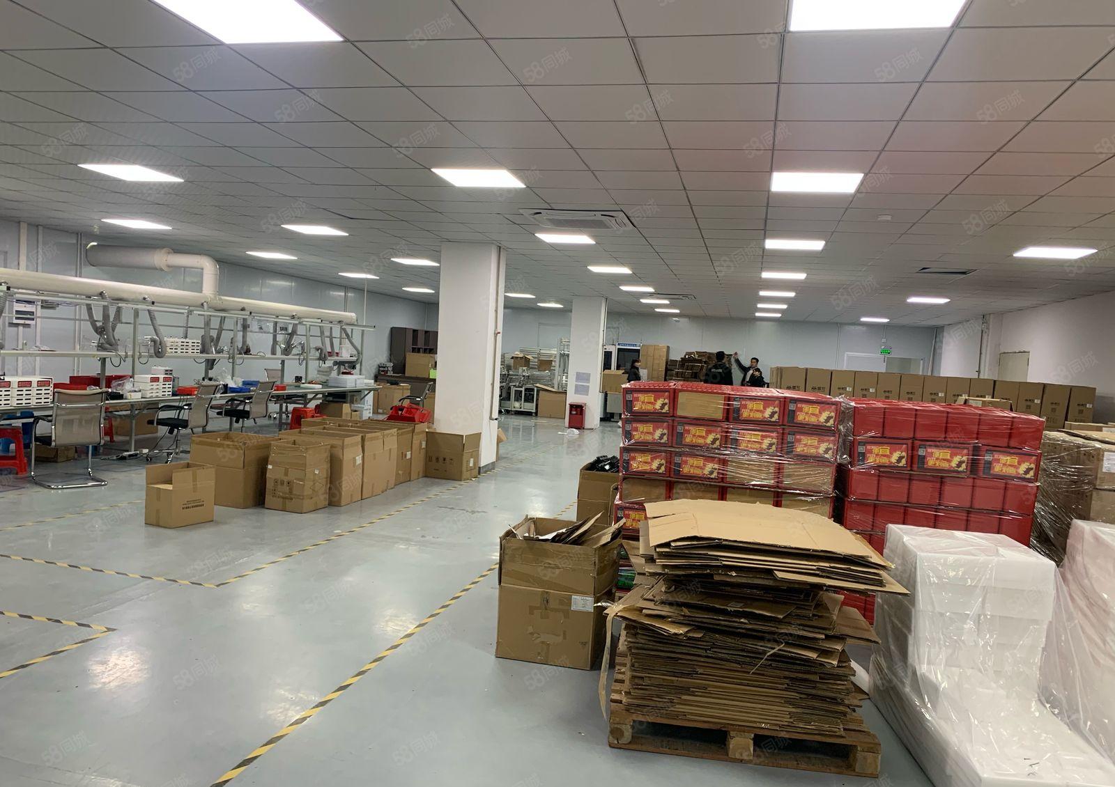 龙华观澜樟坑径大型园区原房东1340平带装修大平层厂房出租