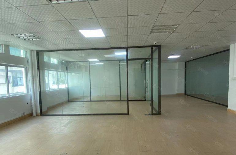 龙华大浪南路附近4楼380平三加一格局，精装修