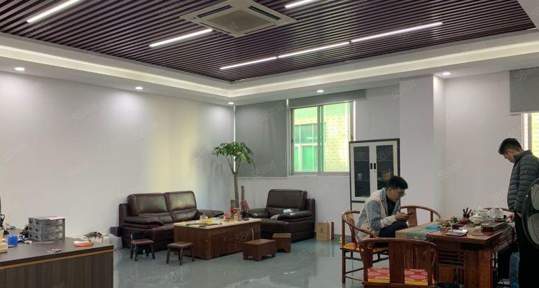 深圳北站4号线地铁口旁原业主花园厂房出租1000平带精装修