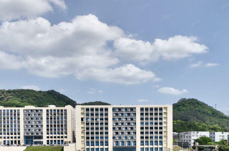 原房东全新红本厂房出租