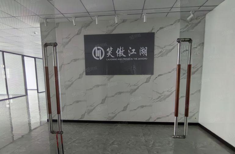 龙华元芬地铁口精装修200平办公厂房低价出租有红本园区形象好