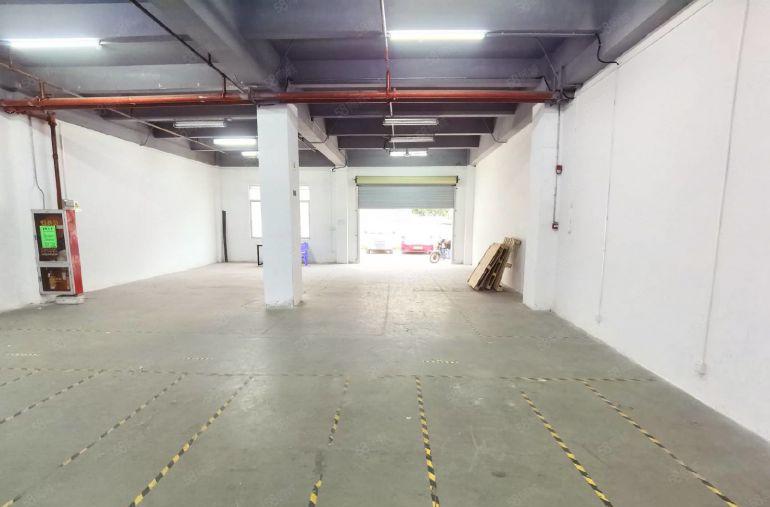 上芬地铁站源创园一楼350平带装修，布龙路旁交通便利位置好