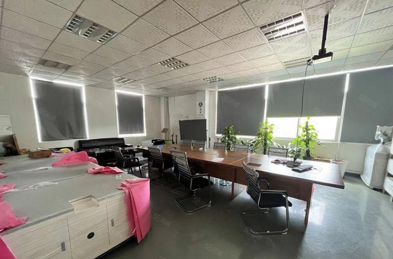 观澜桂花三楼1288平带装修厂房客户搬走出租