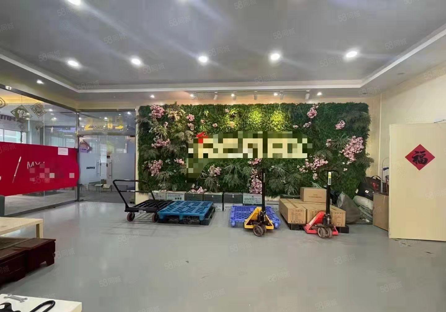 龙华大浪商业中心旁新出楼上精装修厂房出租1050平