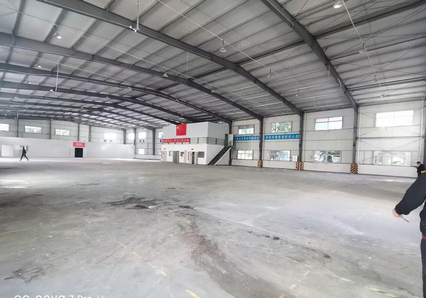 龙华清湖地铁站原房东一楼2000平钢构层高8米厂房出租
