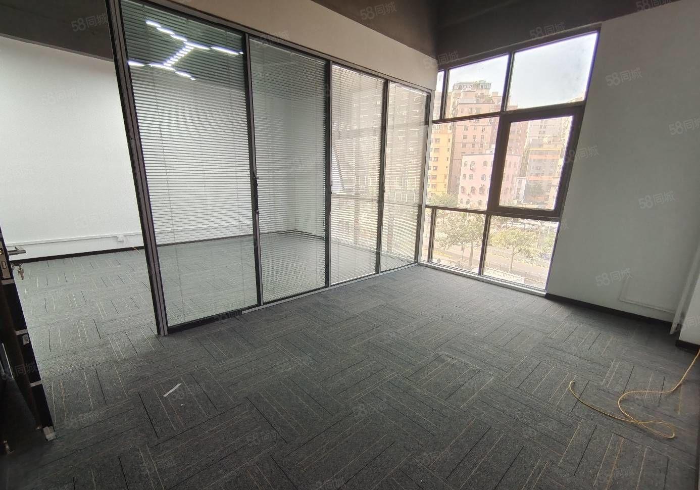 龙华清湖地铁口新出厂房出租600平，全新改造电商园90平起租