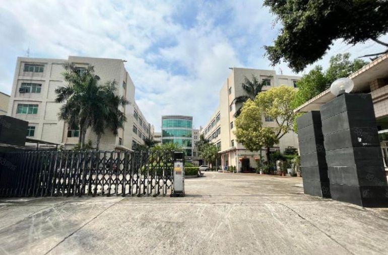 观澜樟坑径原房东8000平厂房仓库出租 园区形象好空地大