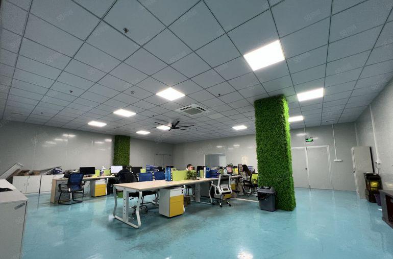 龙华带豪华装修二楼厂房2000平方出租现成办公室地段好易招工