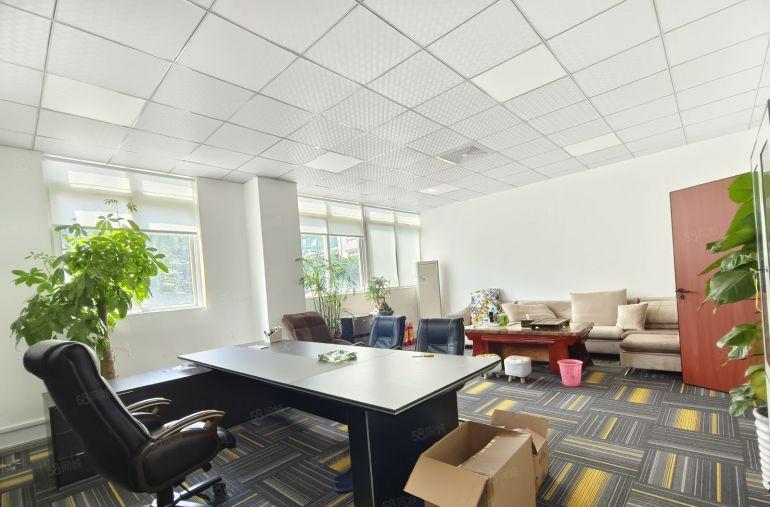 300平起分龙华中心厂房出租2000平方精装修办公室无尘车间