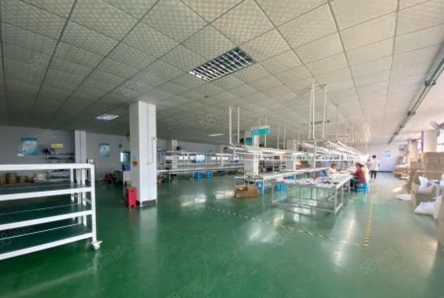 观澜福民楼上1000平地铁站旁原房东红本厂房仓库出租