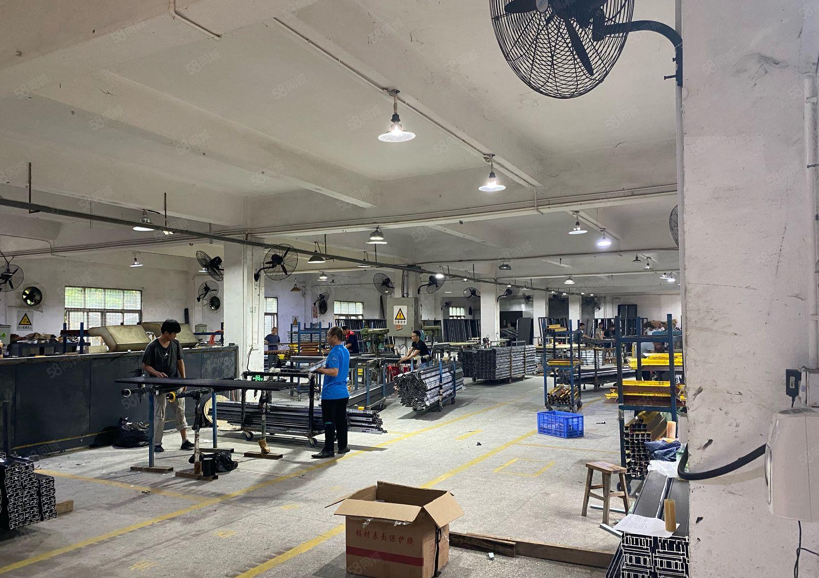 观澜靠近平湖交界处新出经典小独院1楼1200平适合各行各业。