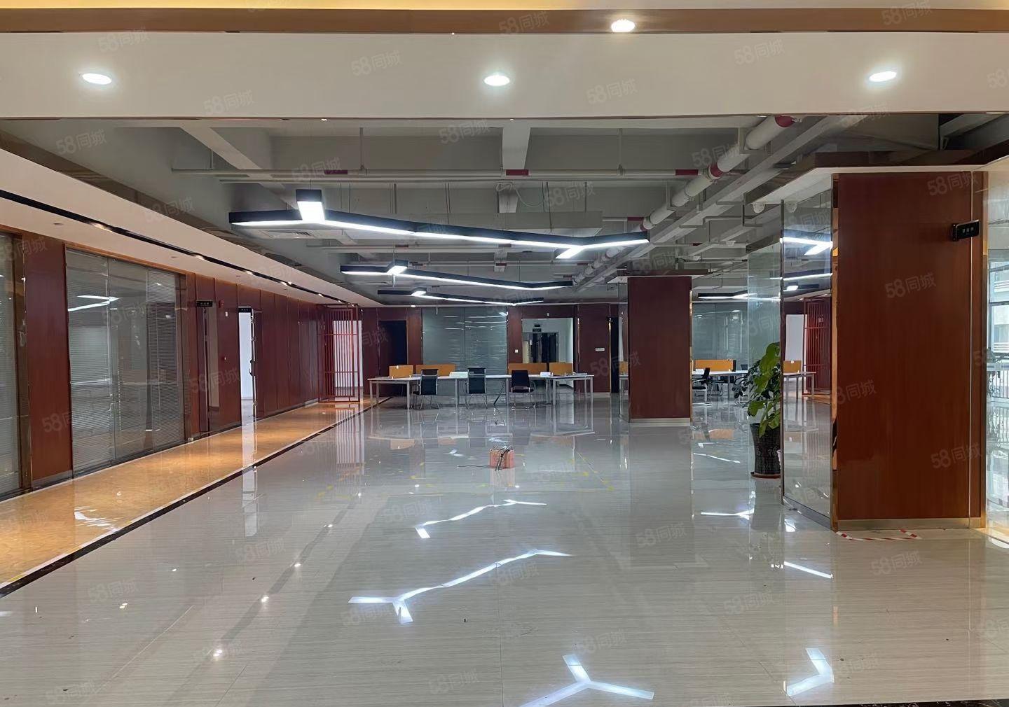 大浪高新科技园，整层3000平，精装厂房带无尘车间，交通方便