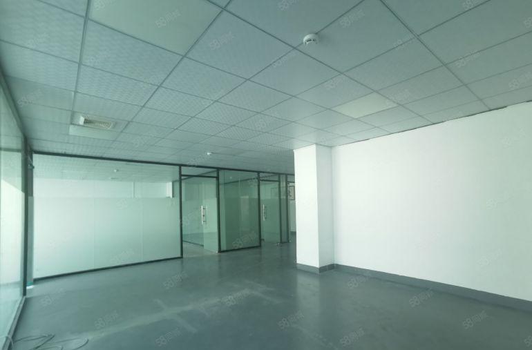 可分租，观澜地铁口附近原房东红本厂房楼上1100平，零公摊