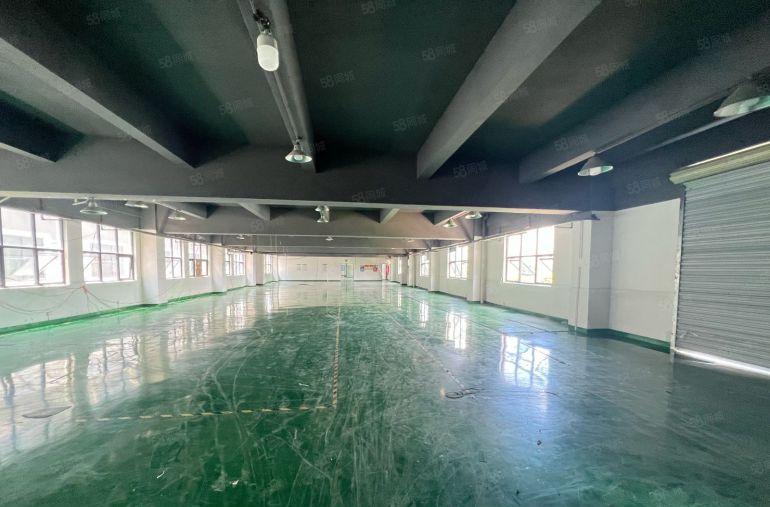 观澜茜坑地铁口红本厂房仓库1200平出租场地大带精装易招工