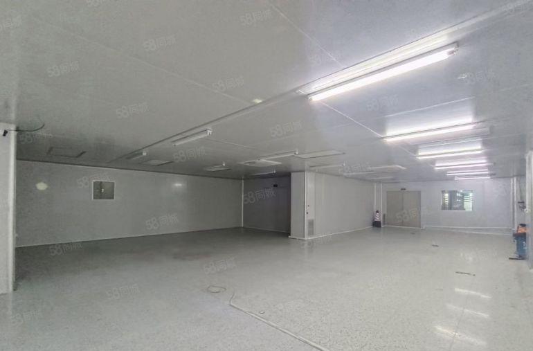 观澜桂花无尘车间出租，前台办公室水电齐全，一整层2500平米