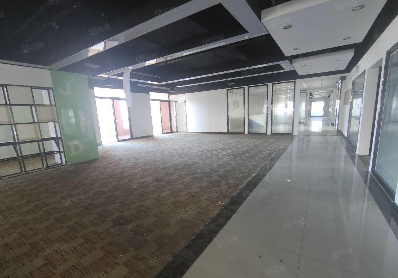 龙华中心区一整层1760平精装修 厂房出租有补贴