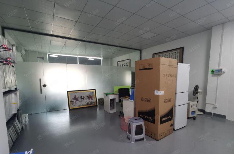 观澜轻轨站边400平楼上原房东红本厂房出租转租精装修水电齐全