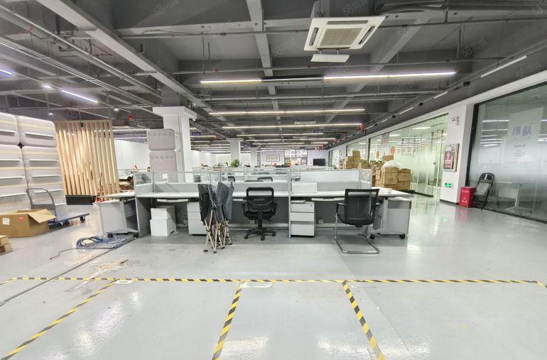 龙华清湖厂房出租2000平方500平起分原房东红本面积出租