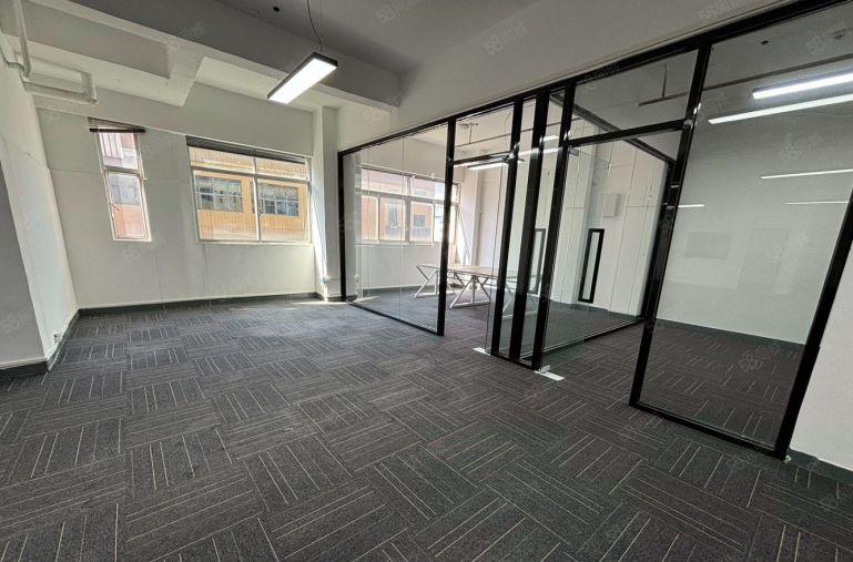 清湖地铁口旁 300平 41格局 28平精装修