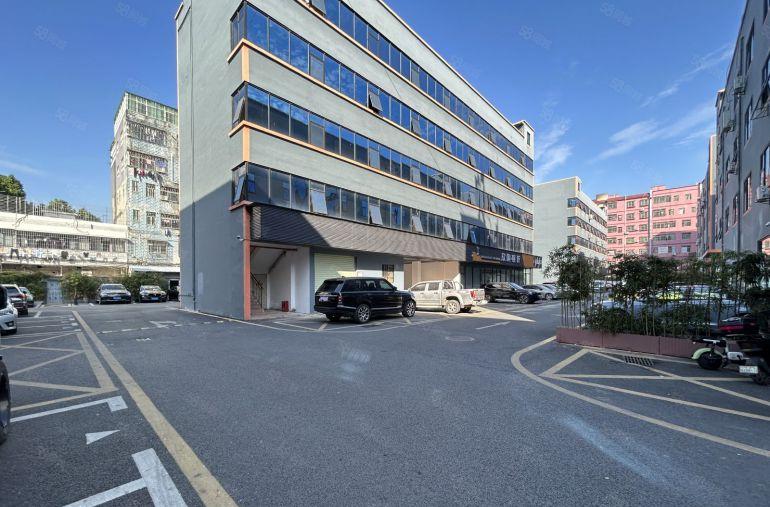 龙华清湖地铁口电商园楼上100~800平精装修办公室厂房出租