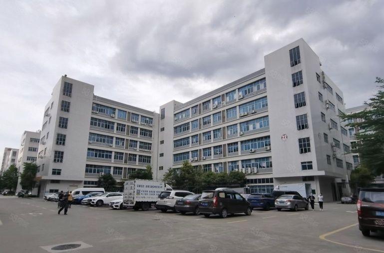 龙华主干道边厂房仓库红本独院1200平精装可分租位置佳