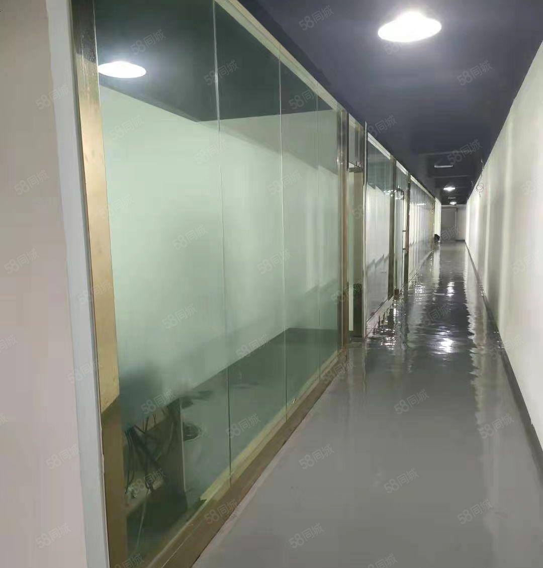 竹村地铁口园区内带装修水电齐全厂房出租，700平米拎包入驻