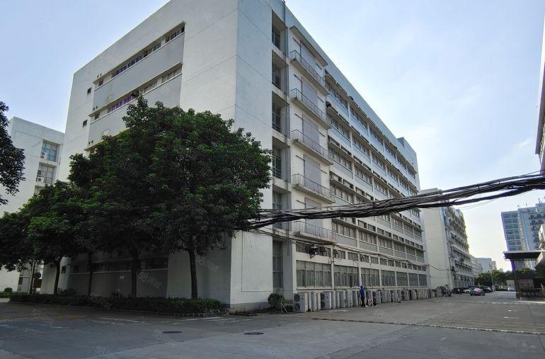 龙华清湖地铁口工业区5000平办公加工标准厂房出租仓库招租