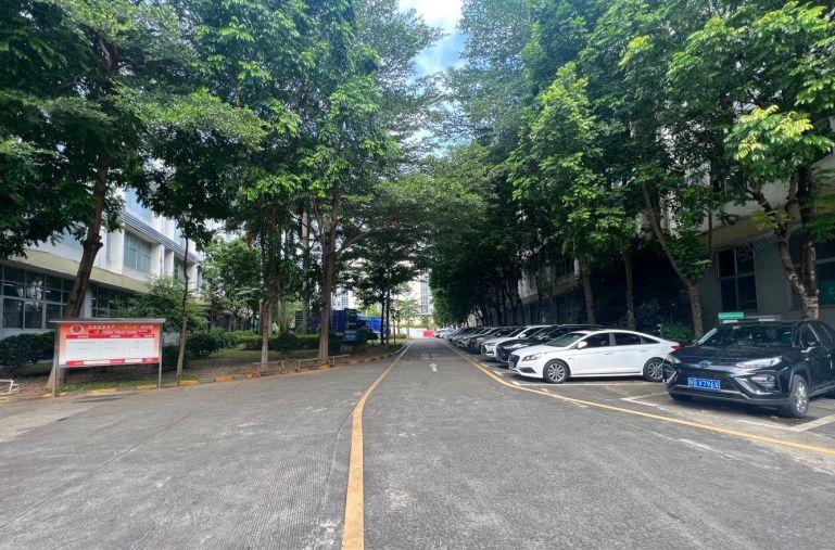 带装修！观澜富士康整层2000平电子厂出租500平起租