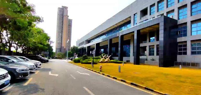 免租5个月龙华大浪主干道原房东独院厂房8000平厂房出租