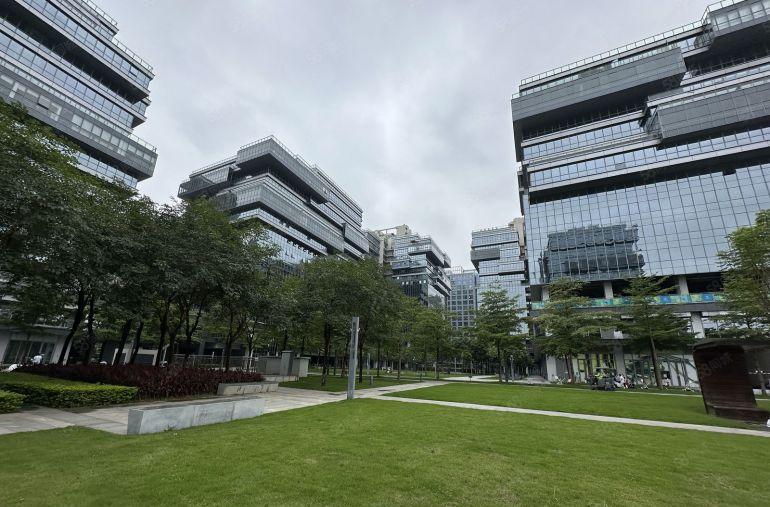 免租半年补贴后8元起36万平产业园500起分厂房出租仓库一楼