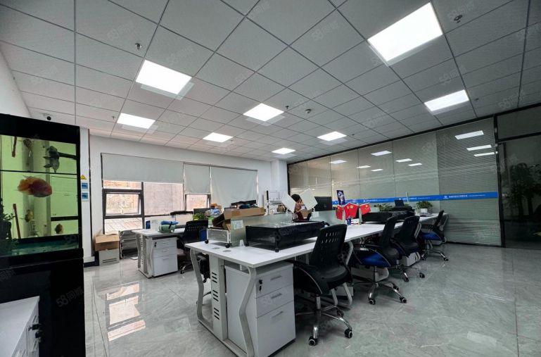 60平至1000平清湖地铁站旁拧包入住电商办公室仓库厂房出租