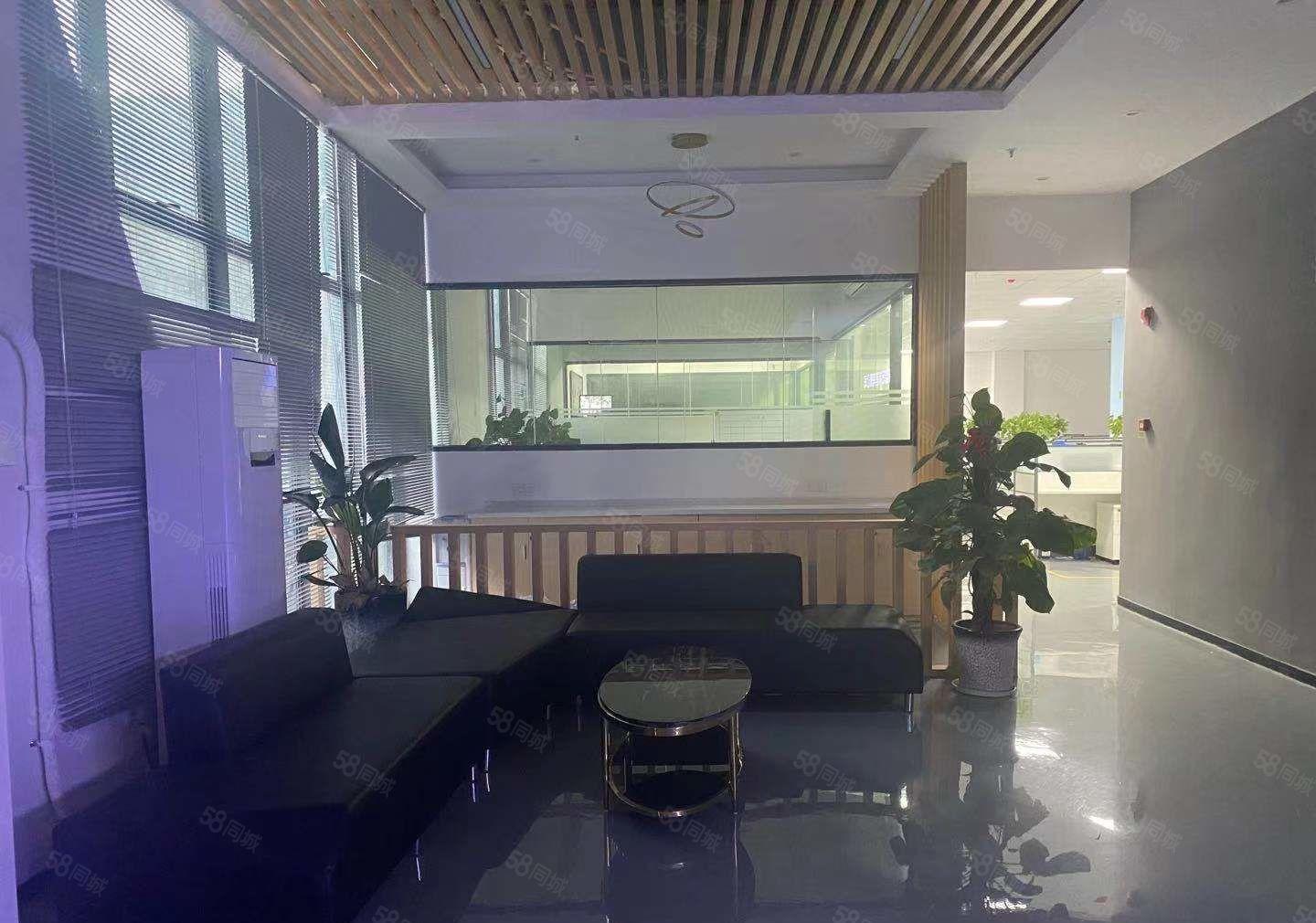 龙华大浪地铁口原房东厂房出租整栋6500平四层带精装